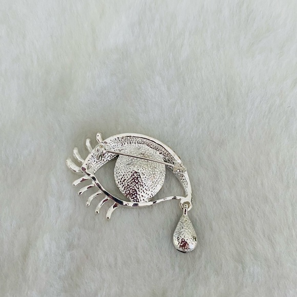 Blue Eye Brooch - Picture 6 of 6